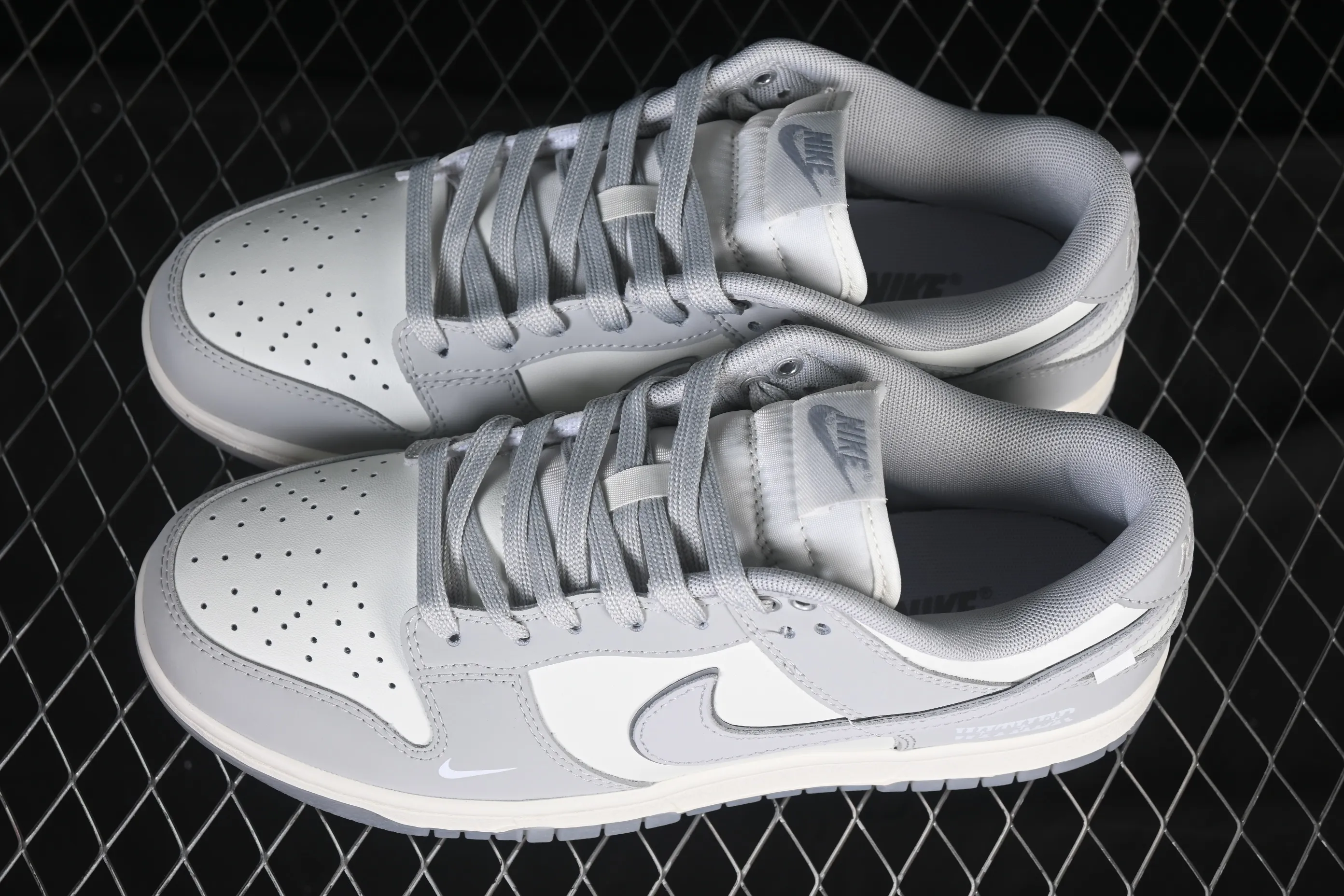All categories Nk SB Dunk Series Nk SB Dunk Low High-end customized low-top sneakers Nike SB Dunk Low "Just Do It" Anniversary high-end customized low-top casual sneakers GW0414-023